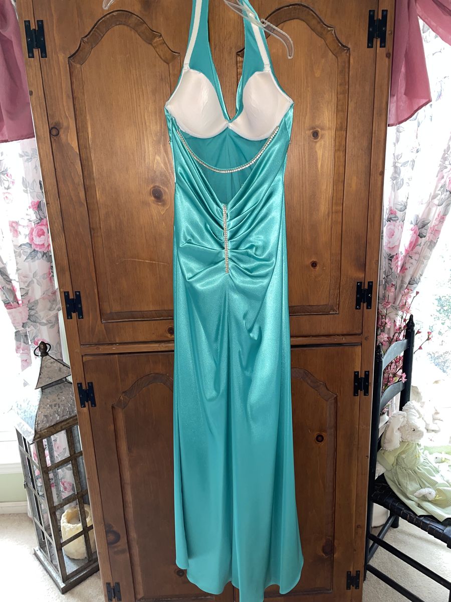 Girls Size 3 Prom Green Floor Length Maxi on Queenly