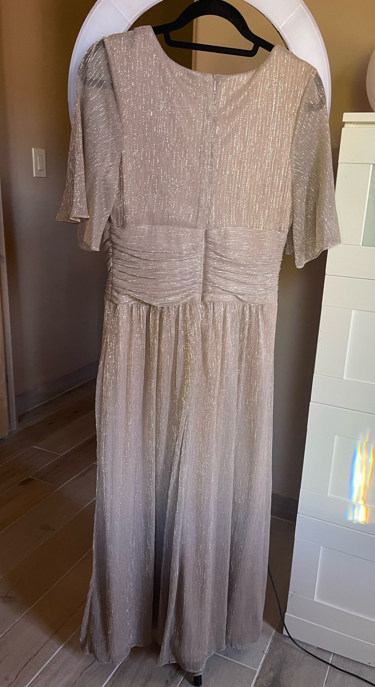 Size 8 Wedding Guest Nude A-line Dress on Queenly