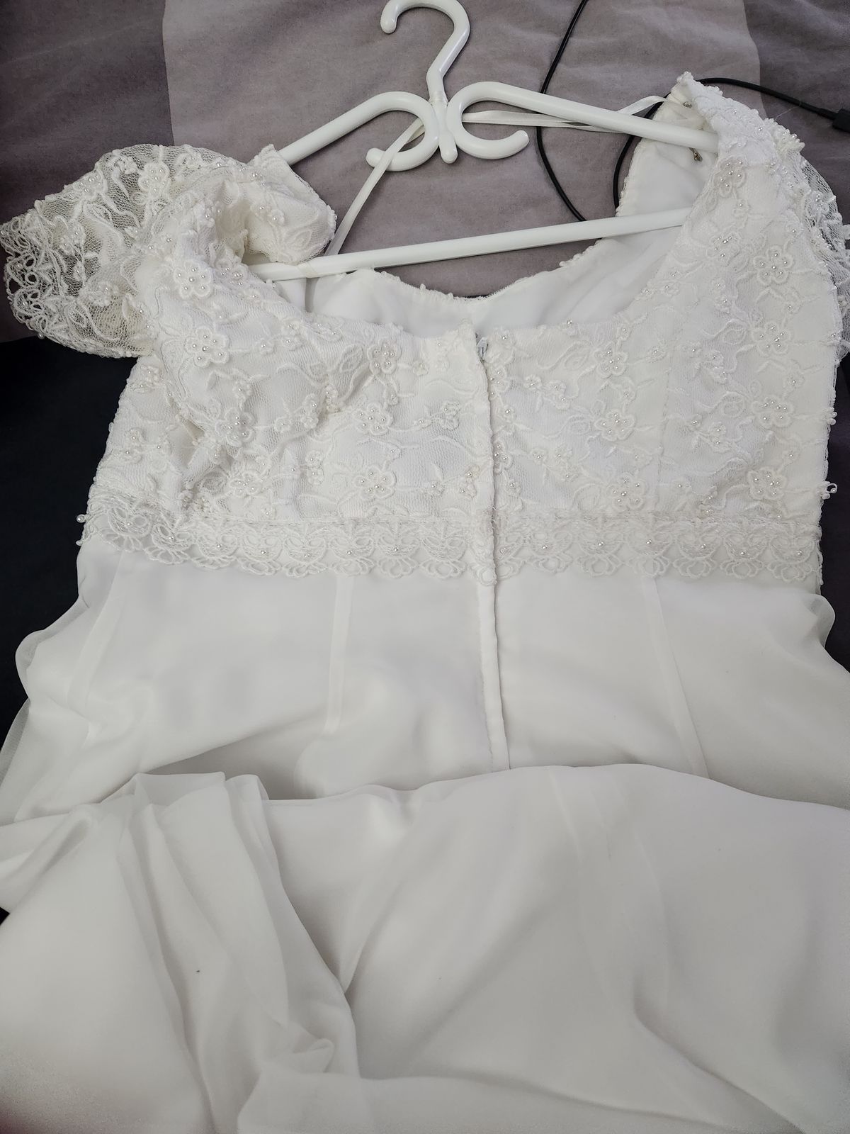 Plus Size 16 White Dress With Train on Queenly