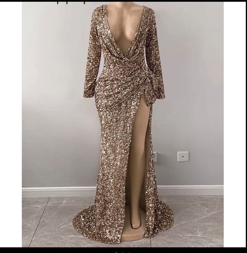 Plus Size 16 Prom Gold Side Slit Dress on Queenly