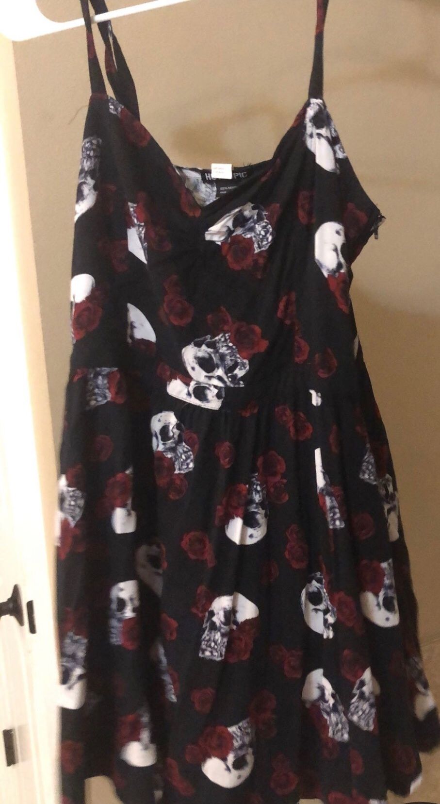 Hot topic Size M Prom Black A-line Dress on Queenly