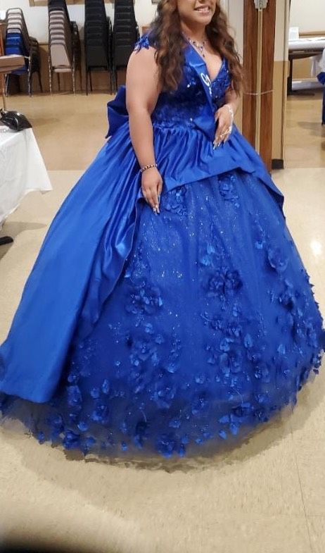 Size 14 Blue Ball Gown on Queenly
