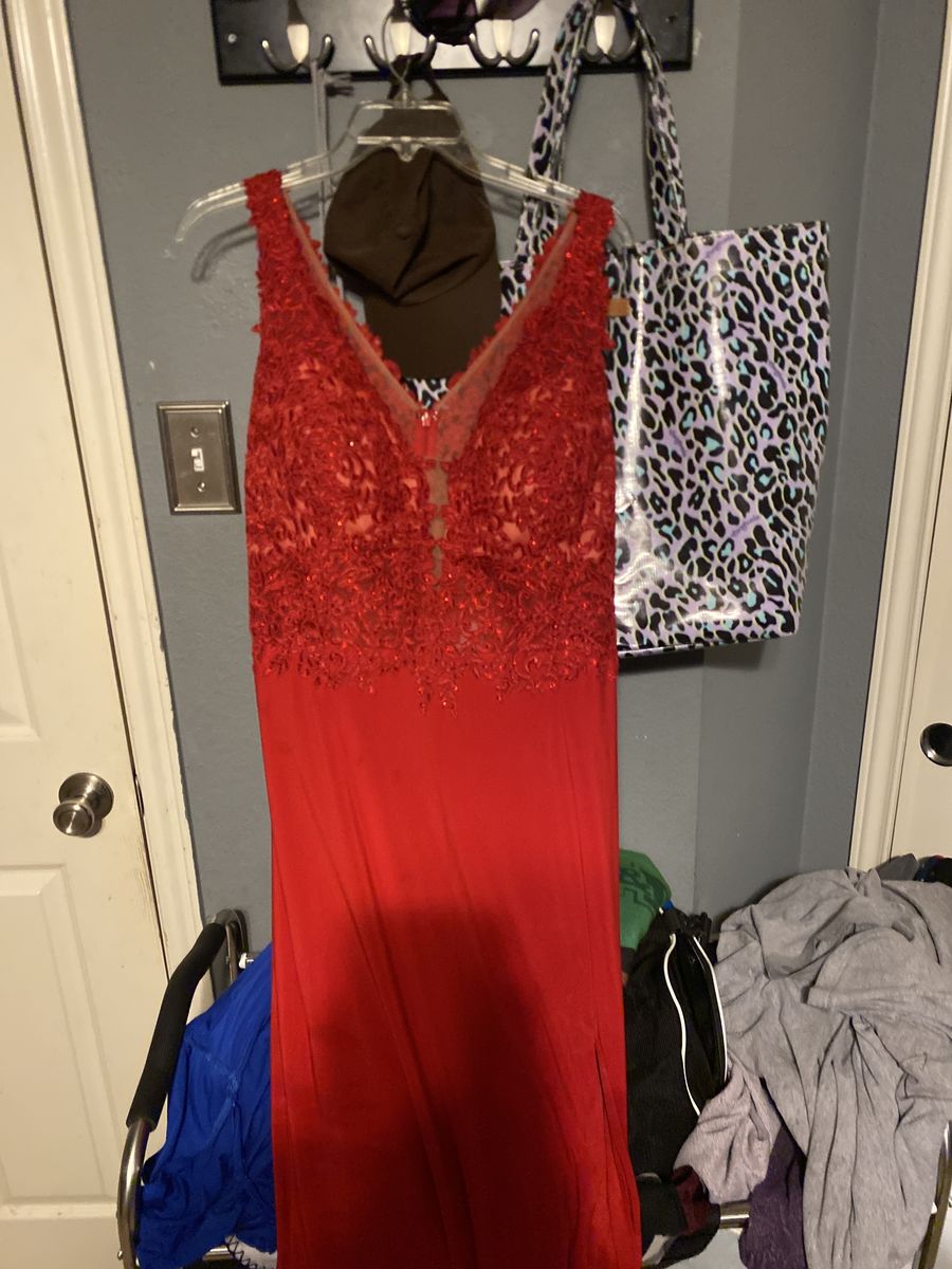 Faviana Plus Size 18 Red Ball Gown on Queenly