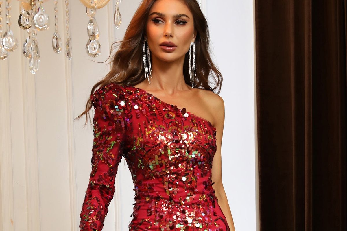 Style FSWD8006 Faeriesty Size XS Nightclub One Shoulder Sequined Burgundy Red Cocktail Dress on Queenly