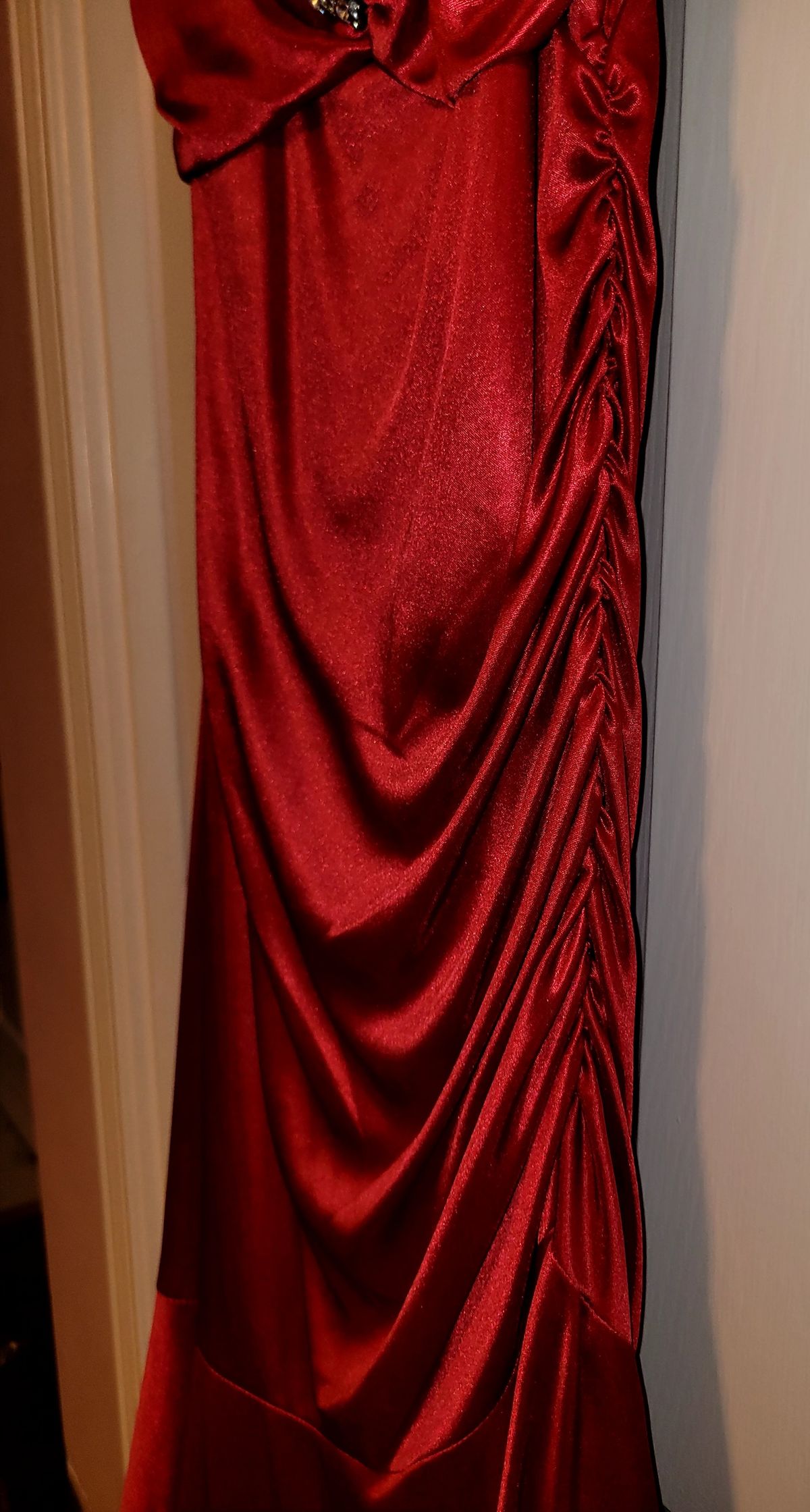 My Michelle Size 4 Red Cocktail Dress on Queenly