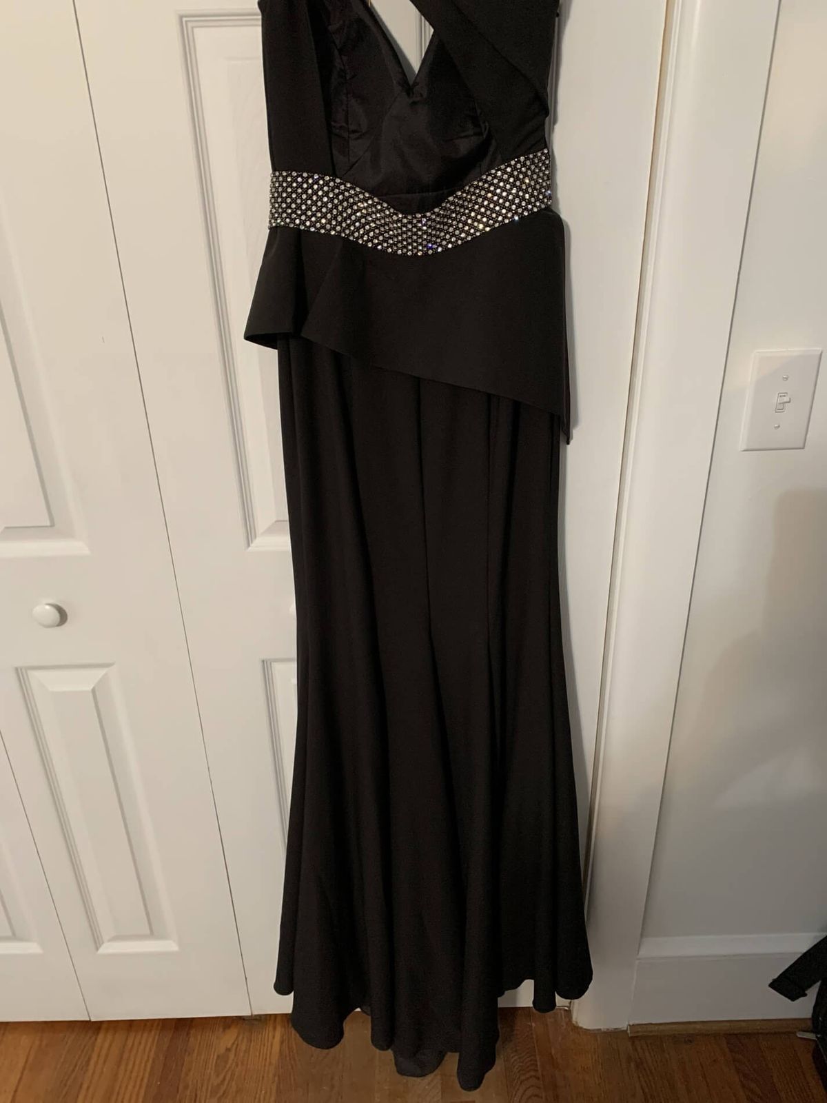 Size 6 Black Dress With Train on Queenly