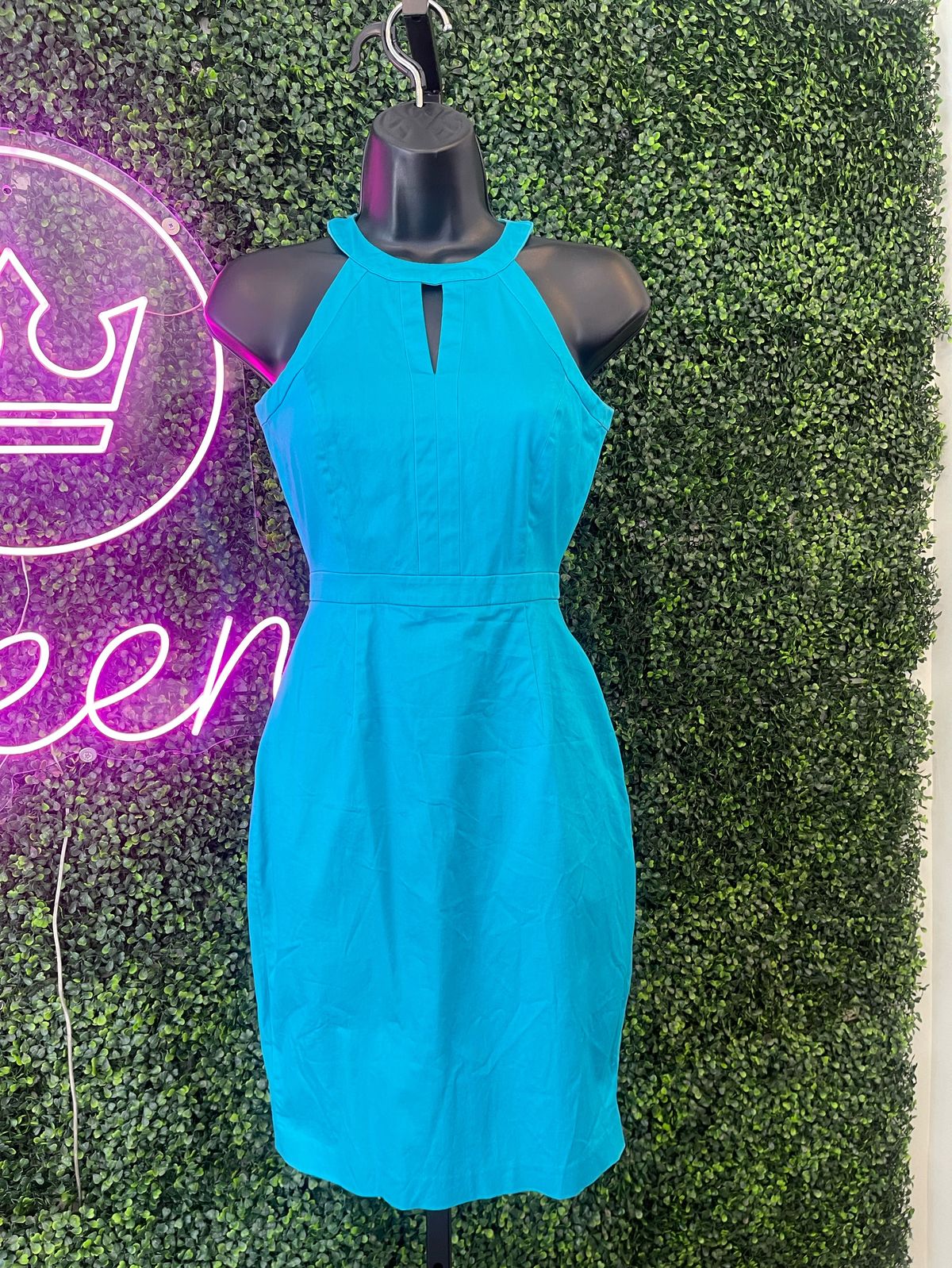 Calvin Klein Size 0 Pageant High Neck Blue Cocktail Dress on Queenly