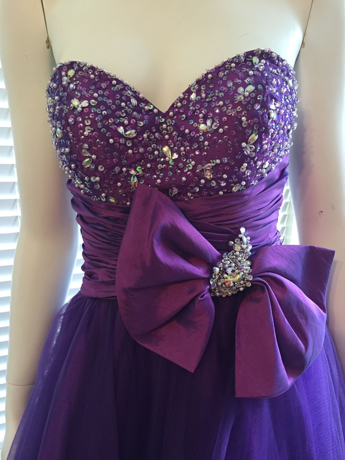 Mac Duggal Size XS Prom Strapless Sequined Purple Ball Gown on Queenly