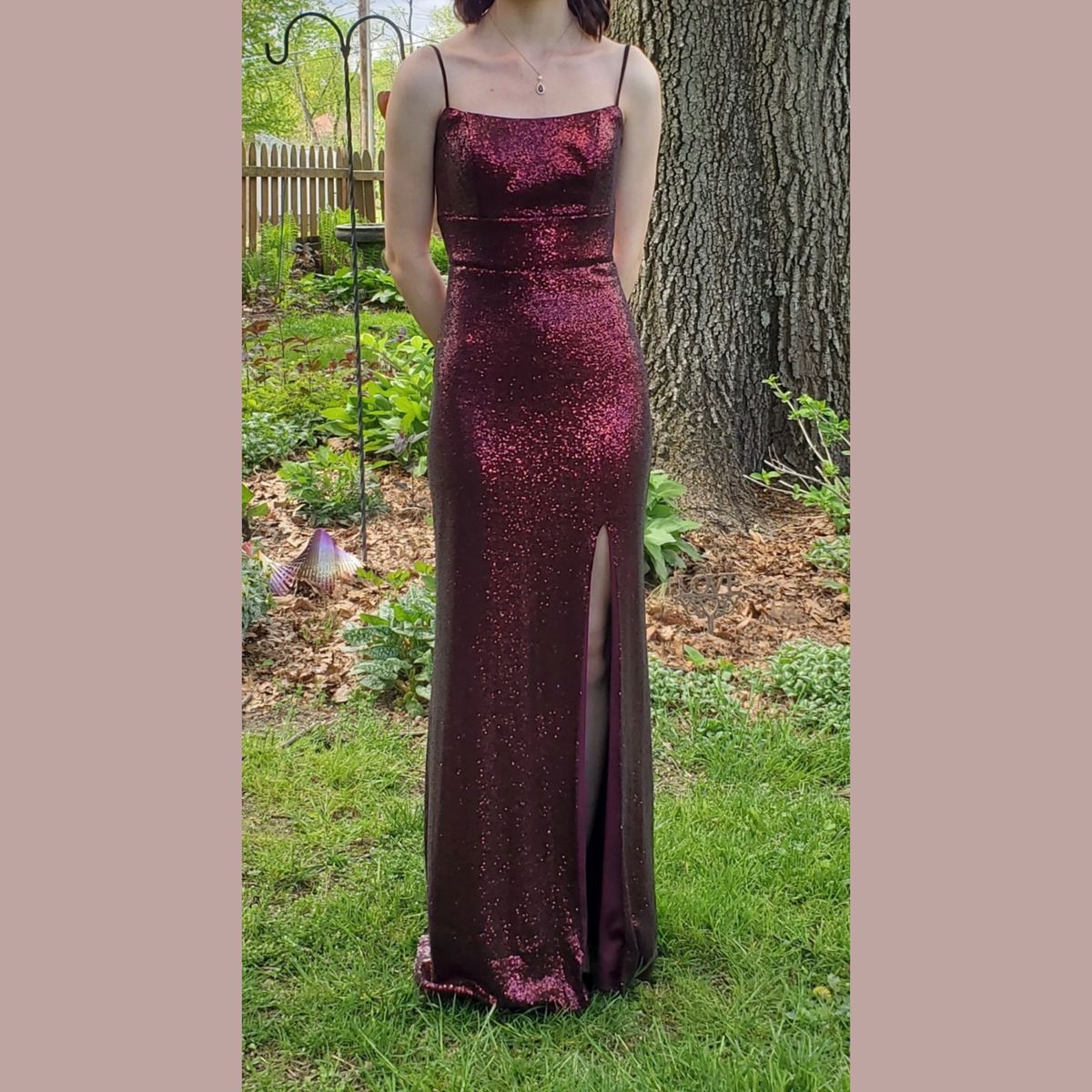 La Femme Size 4 Prom Red Dress With Train on Queenly