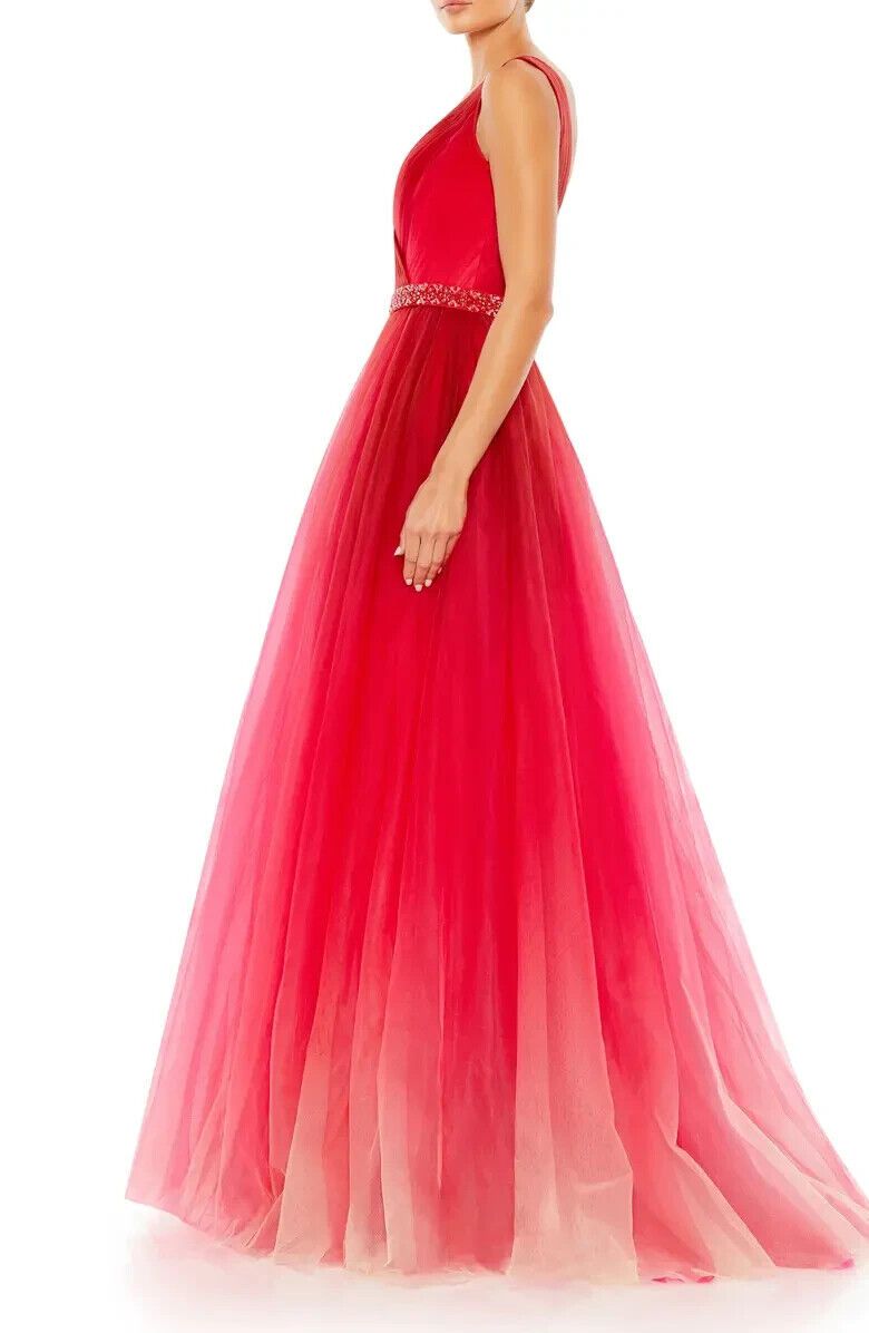 Mac Duggal Size 8 Red Ball Gown on Queenly