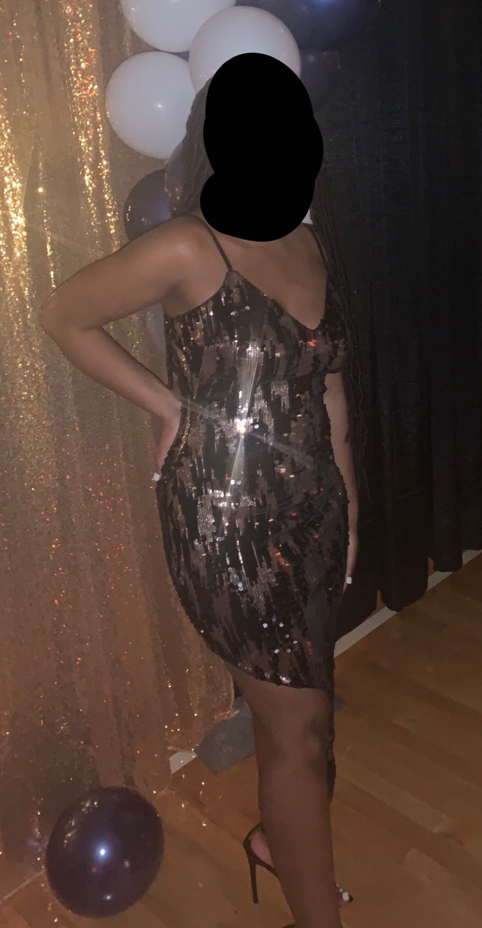 Size M Homecoming Plunge Sequined Black Cocktail Dress on Queenly