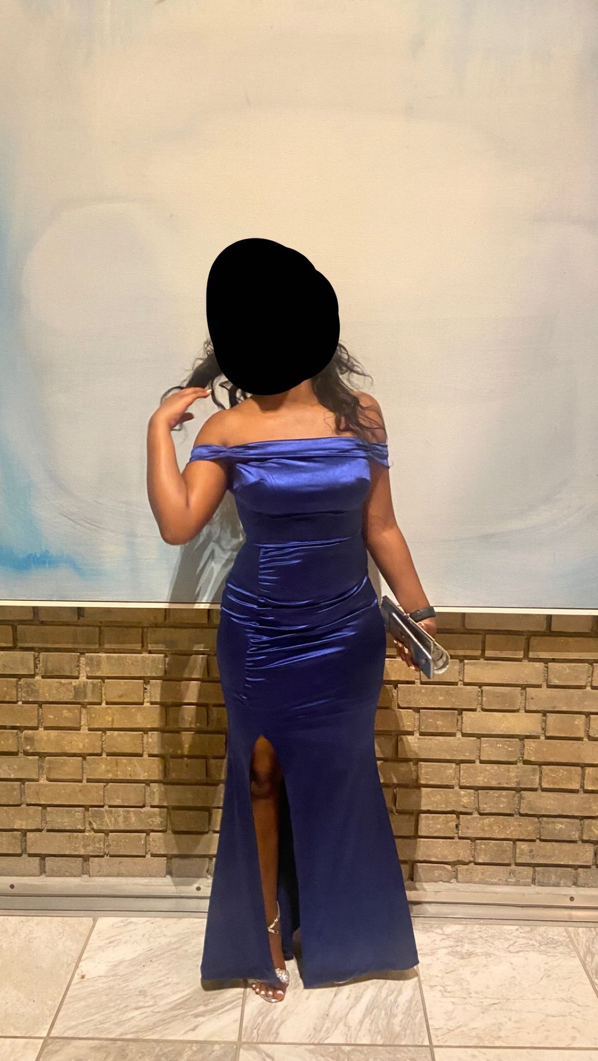 Size 4 Prom Off The Shoulder Satin Royal Blue Side Slit Dress on Queenly