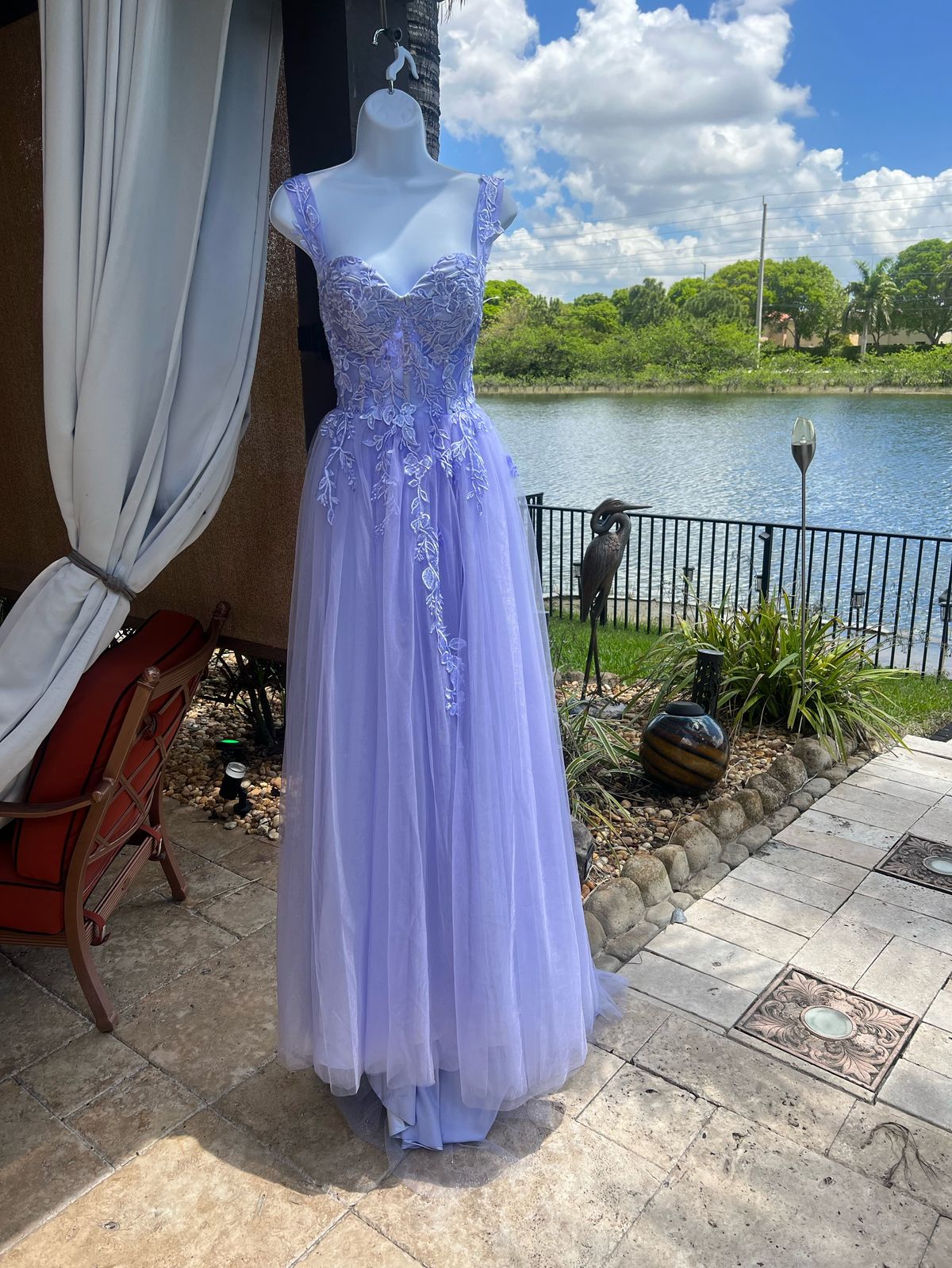 Size 6 Prom Off The Shoulder Lace Light Purple A-line Dress on Queenly