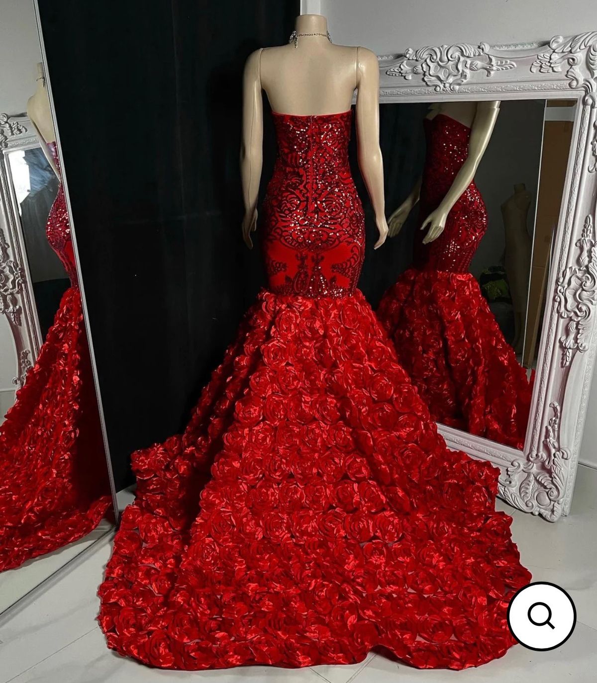 Lynira label Size 4 Prom Red Ball Gown on Queenly