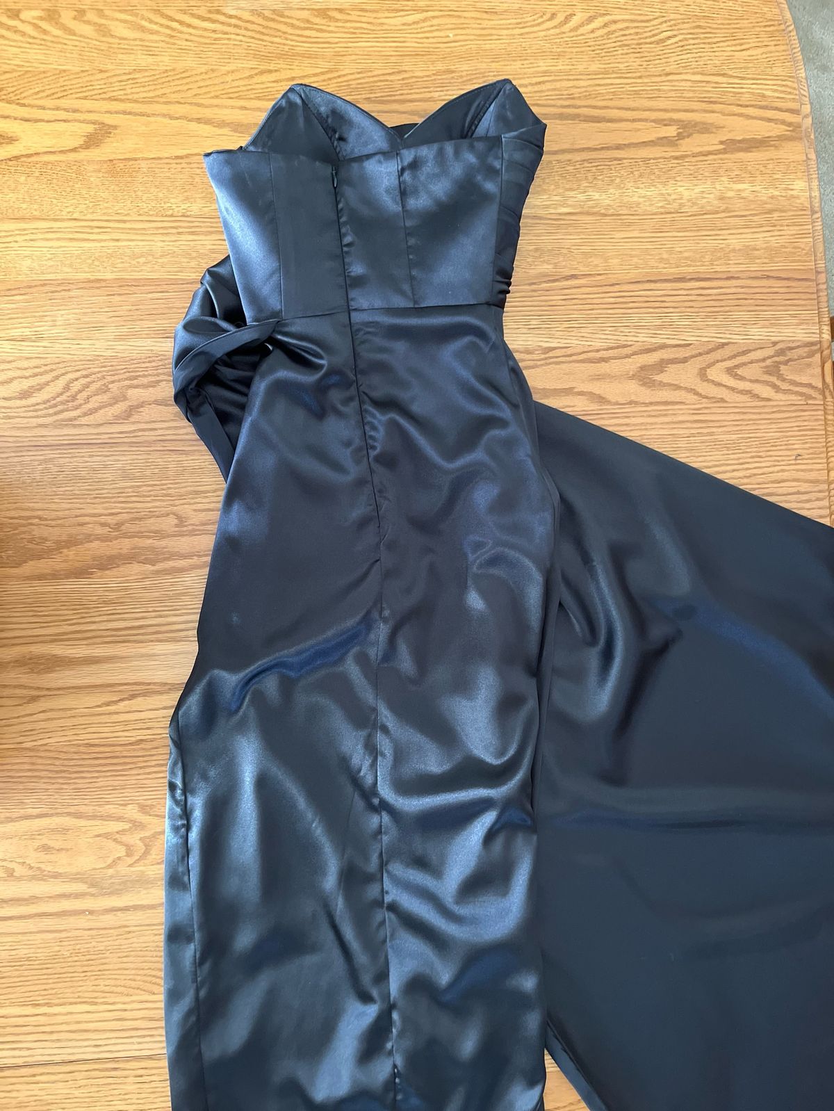 Size 2 Bridesmaid Strapless Black Mermaid Dress on Queenly