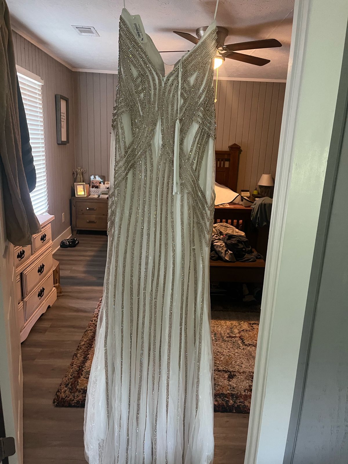 Size 4 Prom Plunge Sequined White Floor Length Maxi on Queenly