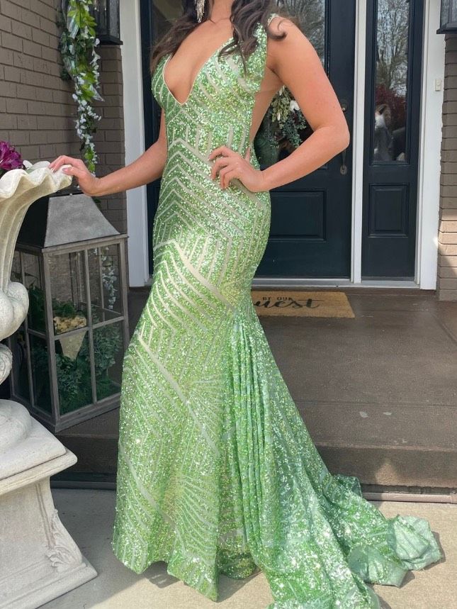 Jovani Size 2 Bridesmaid Plunge Sequined Light Green Mermaid Dress on Queenly