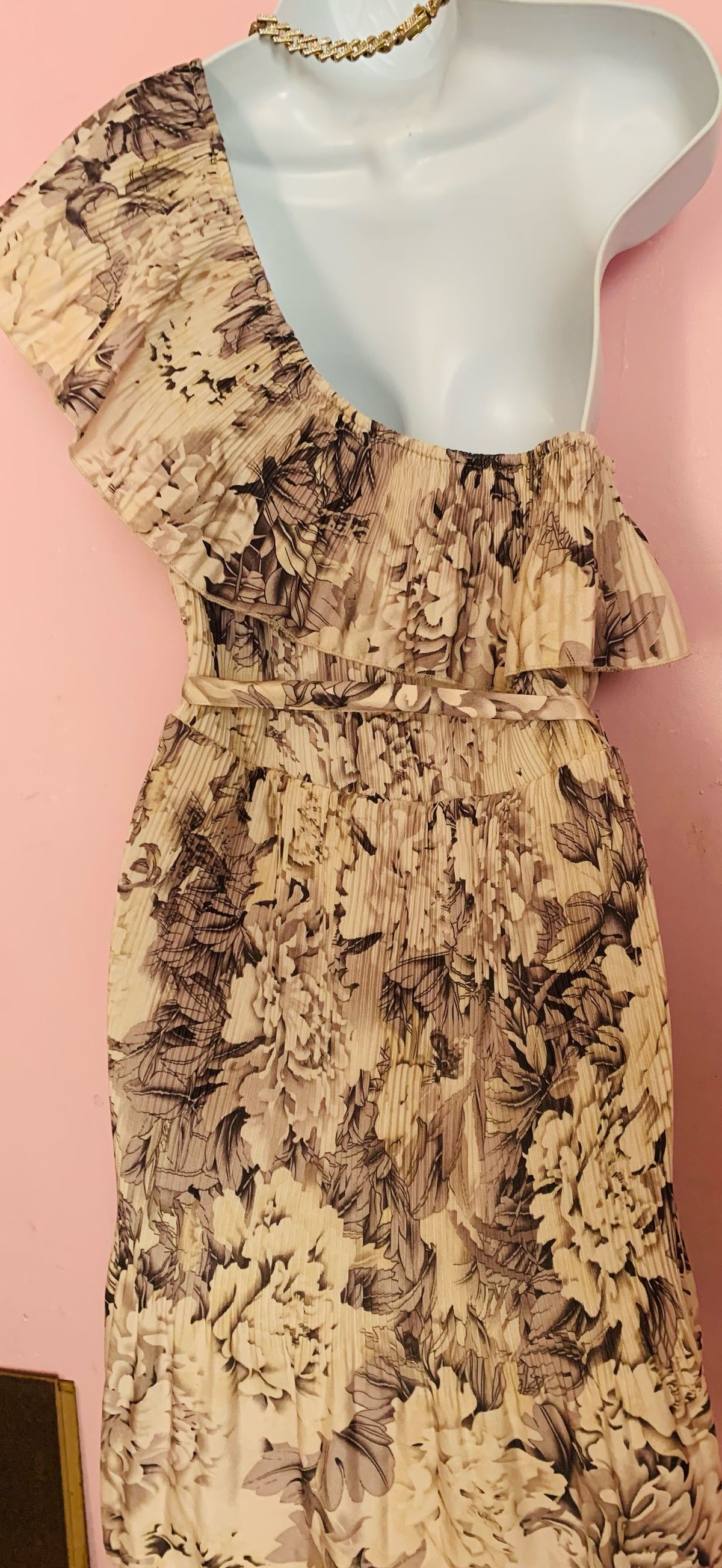 Size L Wedding Guest One Shoulder Floral Nude A-line Dress on Queenly