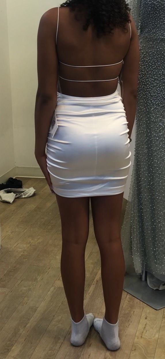 Size S Prom White Cocktail Dress on Queenly