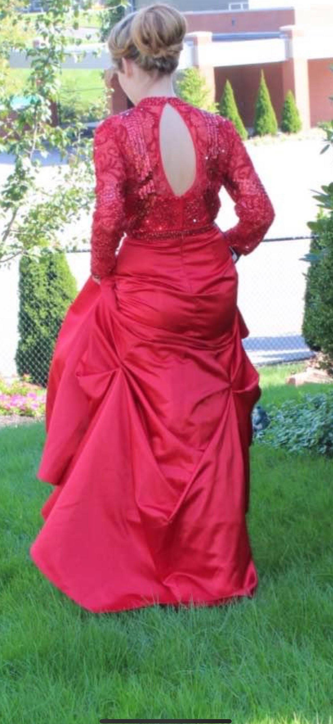 Sherri Hill Size 6 Prom Long Sleeve Red Ball Gown on Queenly