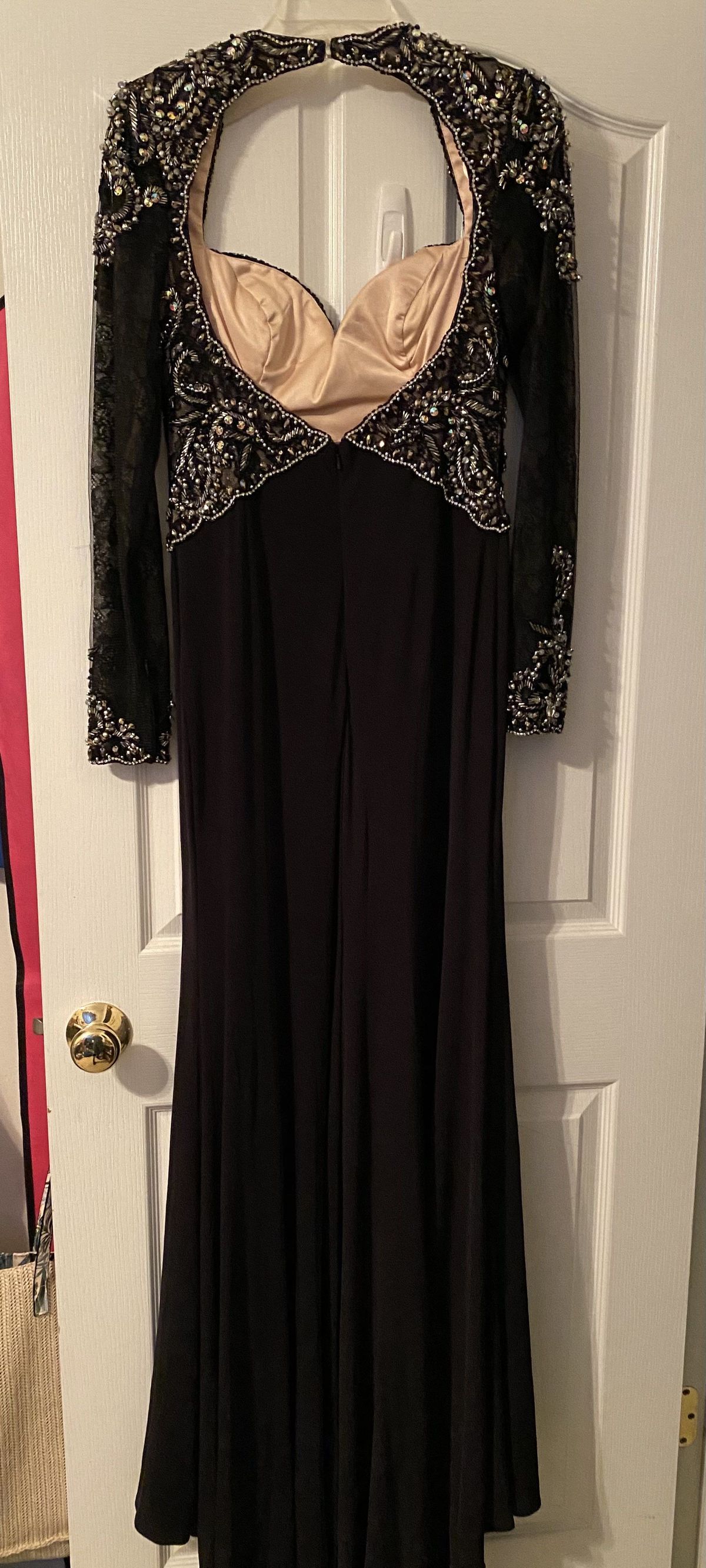 Mac Duggal Size 6 Prom Long Sleeve Black A-line Dress on Queenly