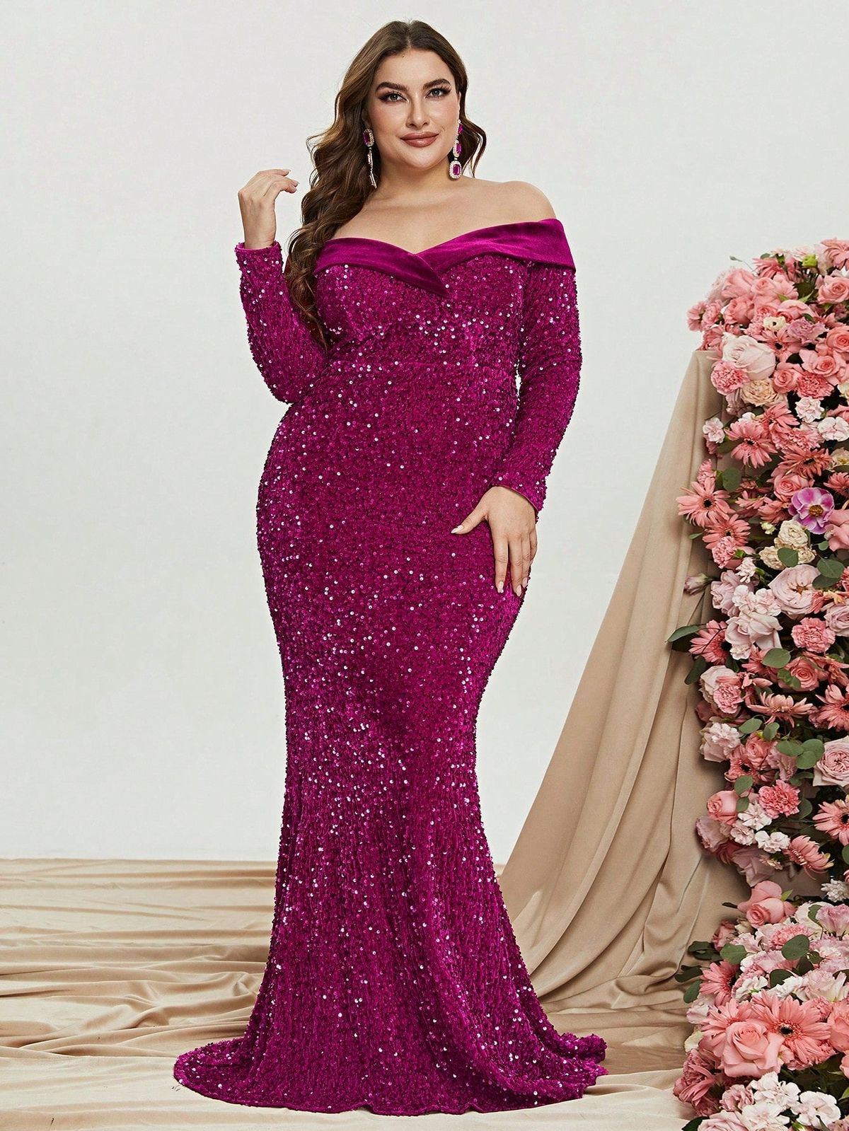 Style FSWD0808P Faeriesty Size 1X Long Sleeve Velvet Hot Pink Mermaid Dress on Queenly
