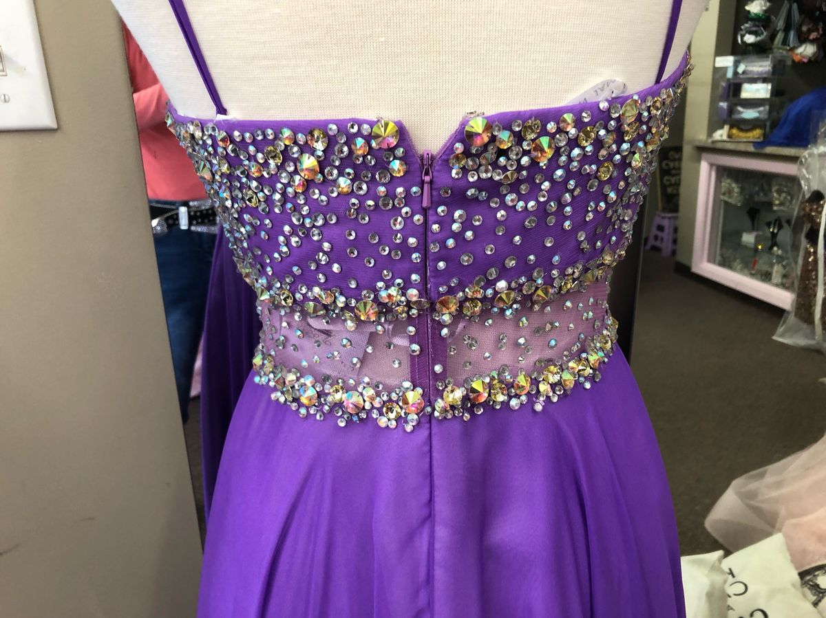 Madison James Size 6 Prom Purple A-line Dress on Queenly
