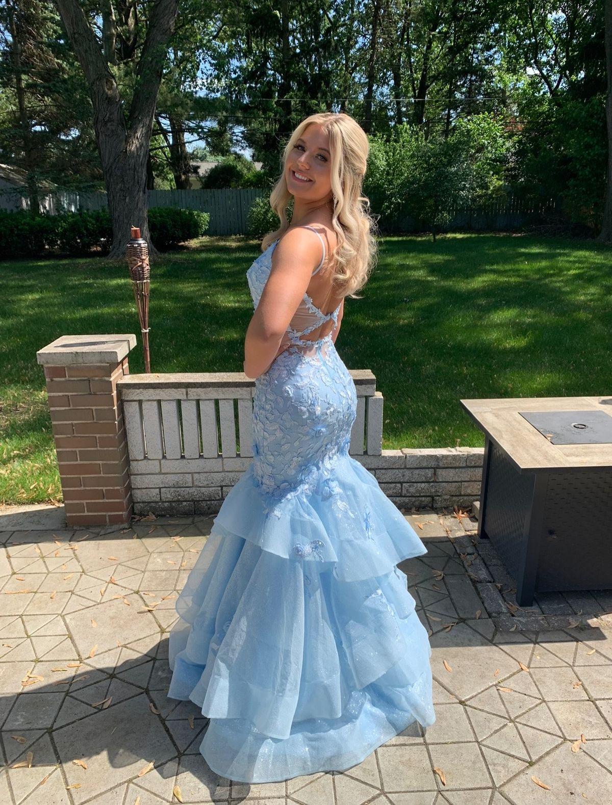 Ellie Wilde Size 2 Prom Light Blue Dress With Train on Queenly