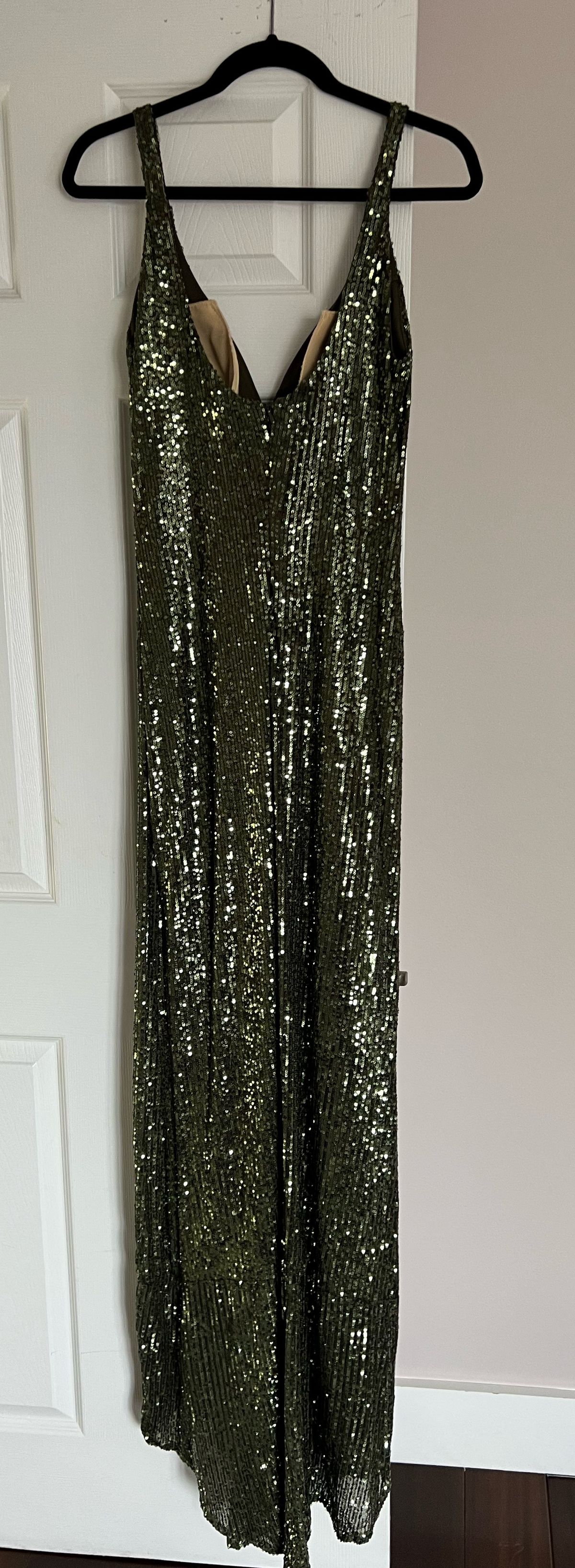 Mac Duggal Size 10 Prom Green Floor Length Maxi on Queenly