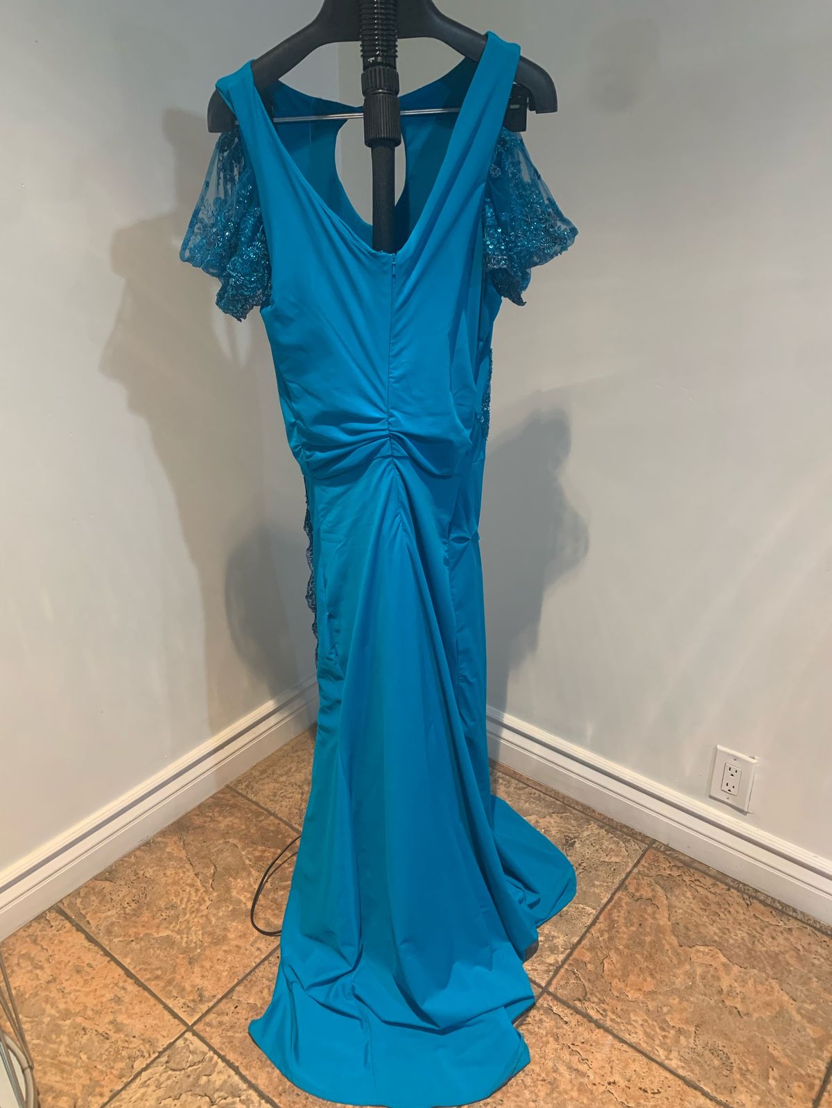 Size 1X Wedding Guest Blue Floor Length Maxi on Queenly