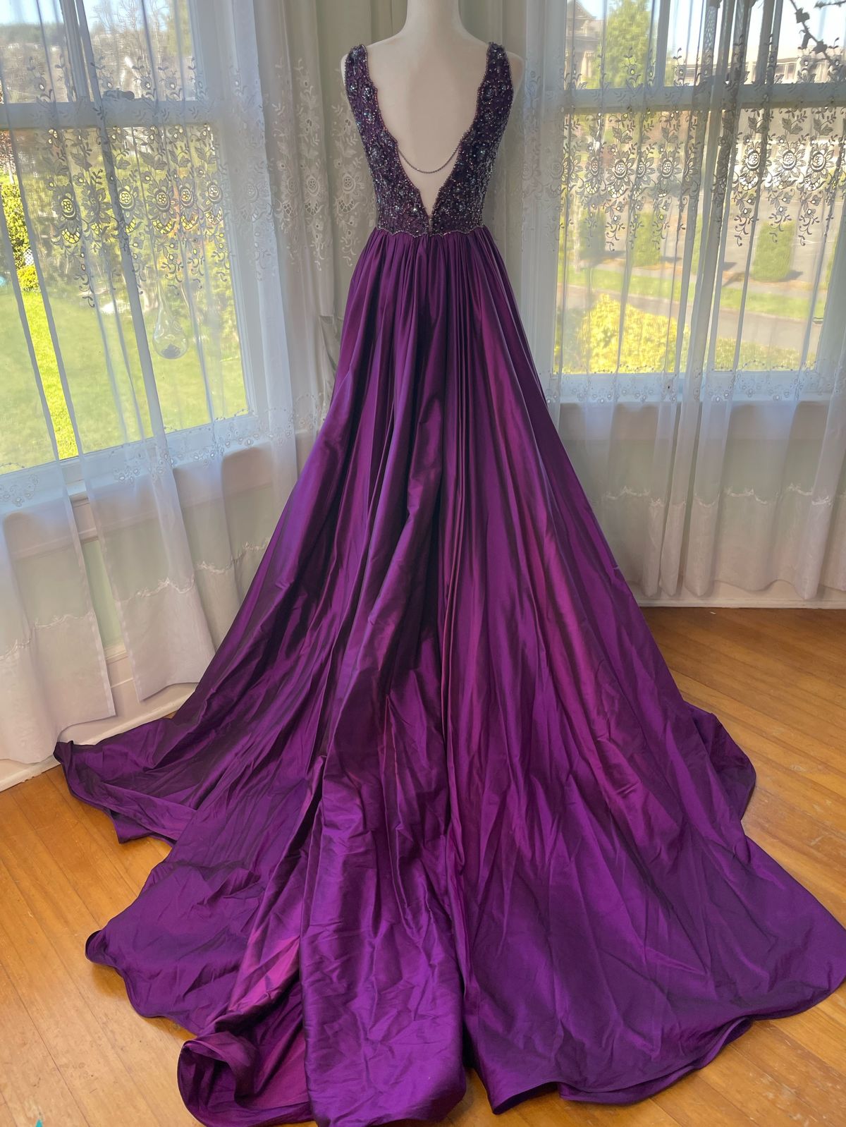 Jovani Size 6 Prom Plunge Sequined Purple Ball Gown on Queenly