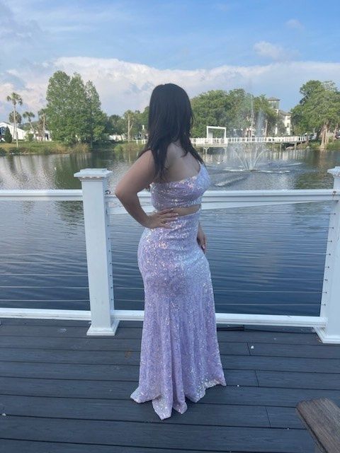 Size L Prom Purple Mermaid Dress on Queenly