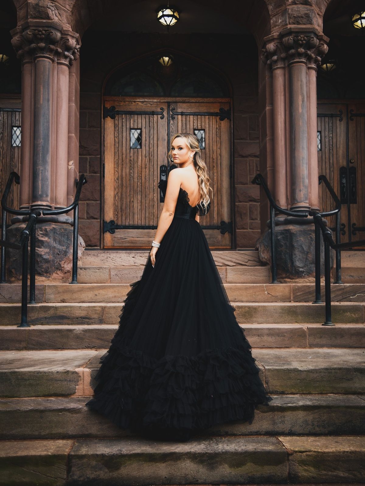 Sherri Hill Size 4 Prom Black Dress With Train on Queenly