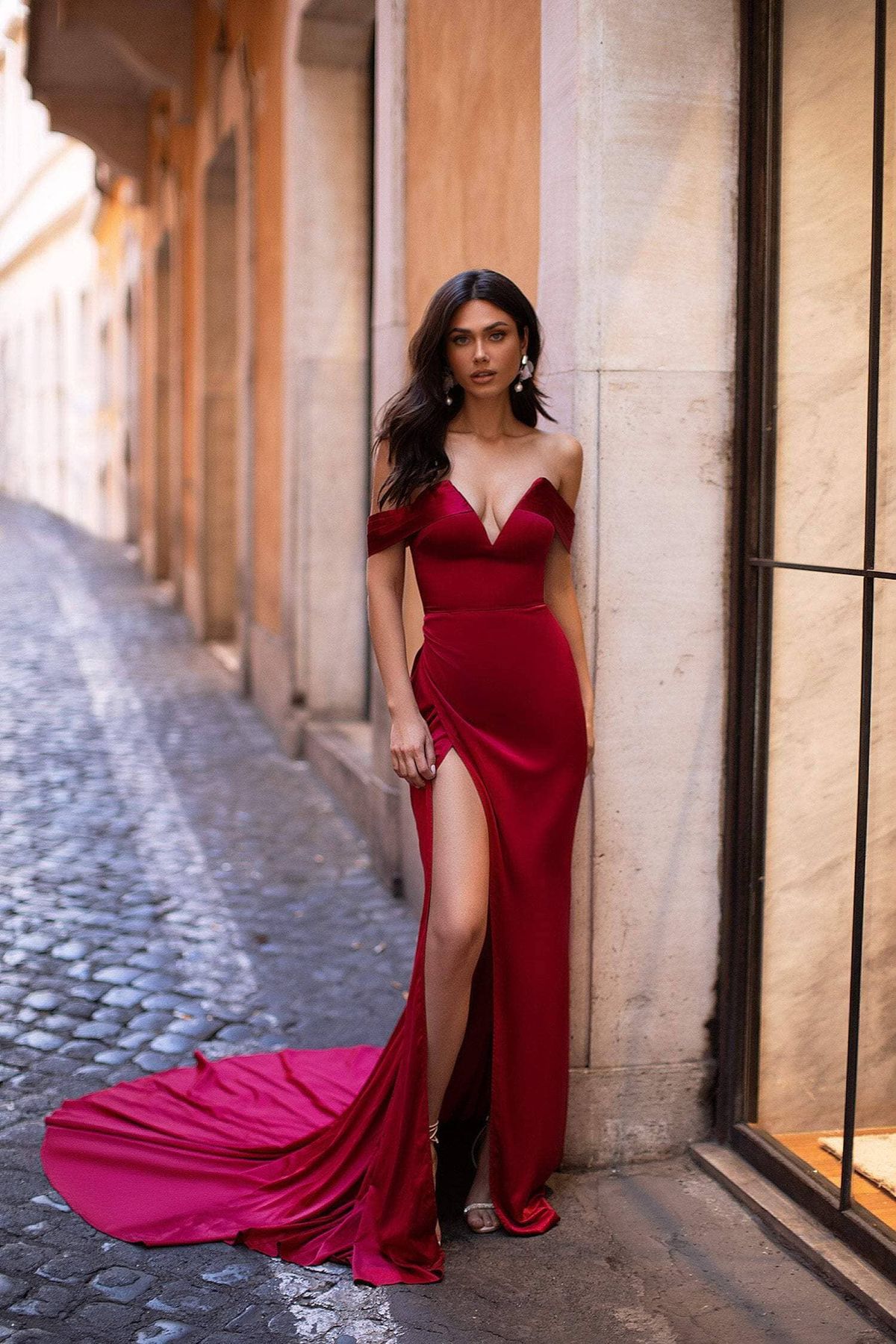 Style Lorenza Alamour The Label Size M Off The Shoulder Satin Red Side Slit Dress on Queenly
