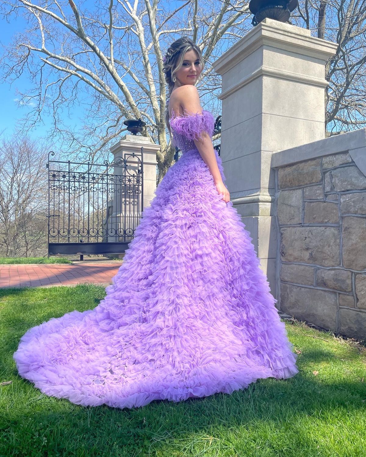Elegant Plus Size Purple Lace Mother of the Bride Dress - Sheer Neck, Long  Sleeves, Aso Ebi Style, Floor-Length Evening Gown 2024 from spenceri,  $116.59 | DHgate Mobile