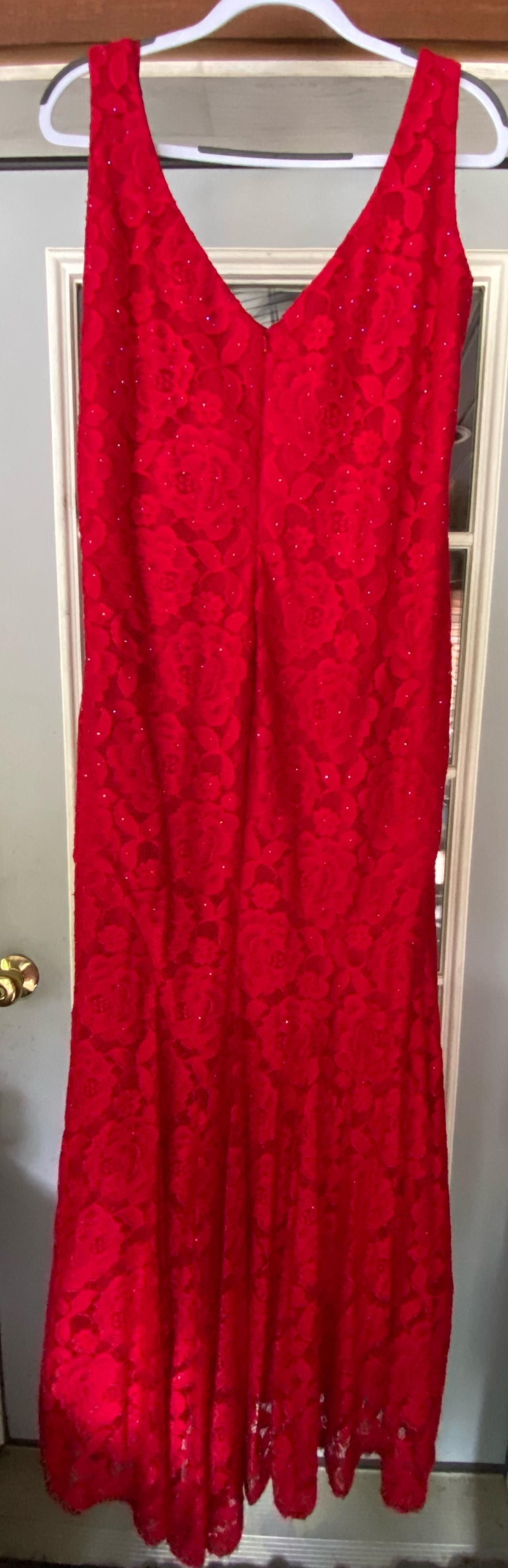 La Femme Plus Size 18 Prom Red Mermaid Dress on Queenly