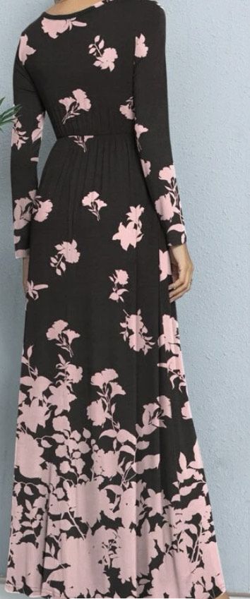 Size 8 Wedding Guest Long Sleeve Floral Multicolor Floor Length Maxi on Queenly
