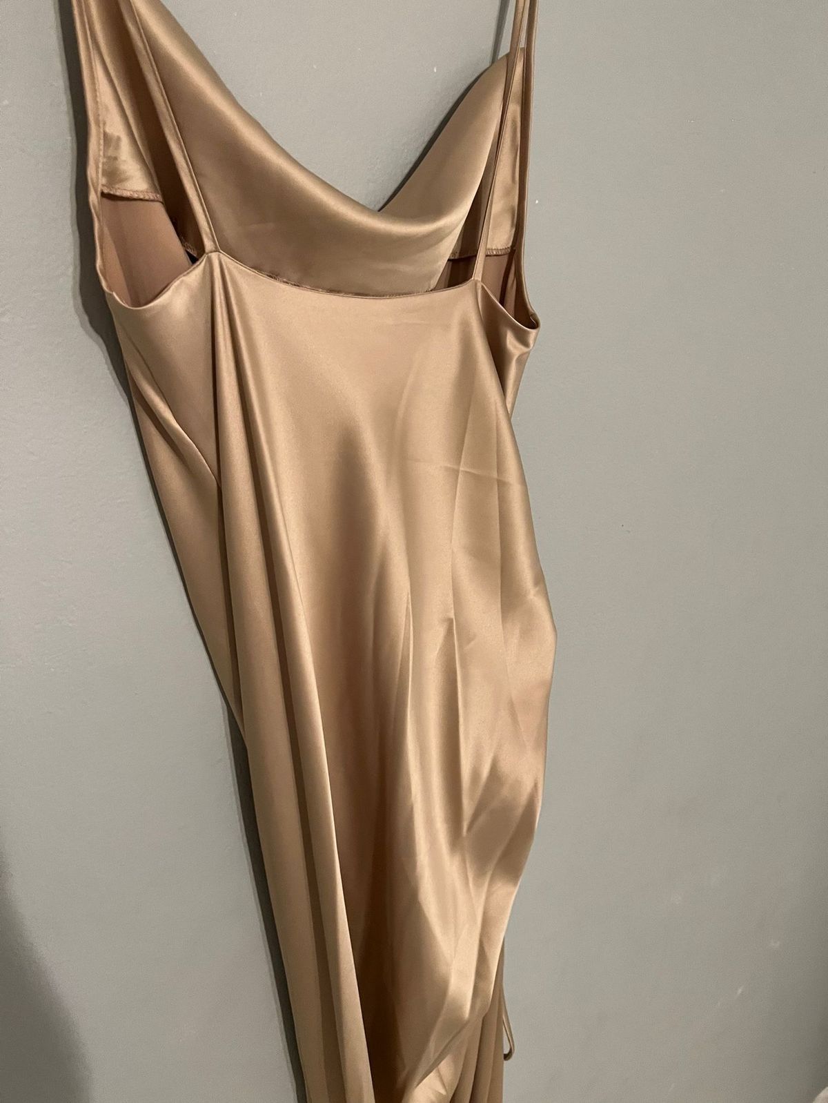 Size 4 Homecoming Satin Gold Side Slit Dress on Queenly