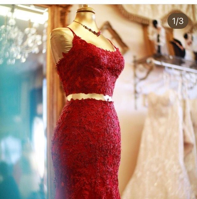 Size 6 Prom Lace Red Mermaid Dress on Queenly