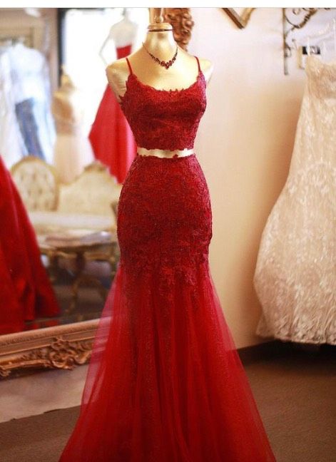 Size 6 Prom Lace Red Mermaid Dress on Queenly