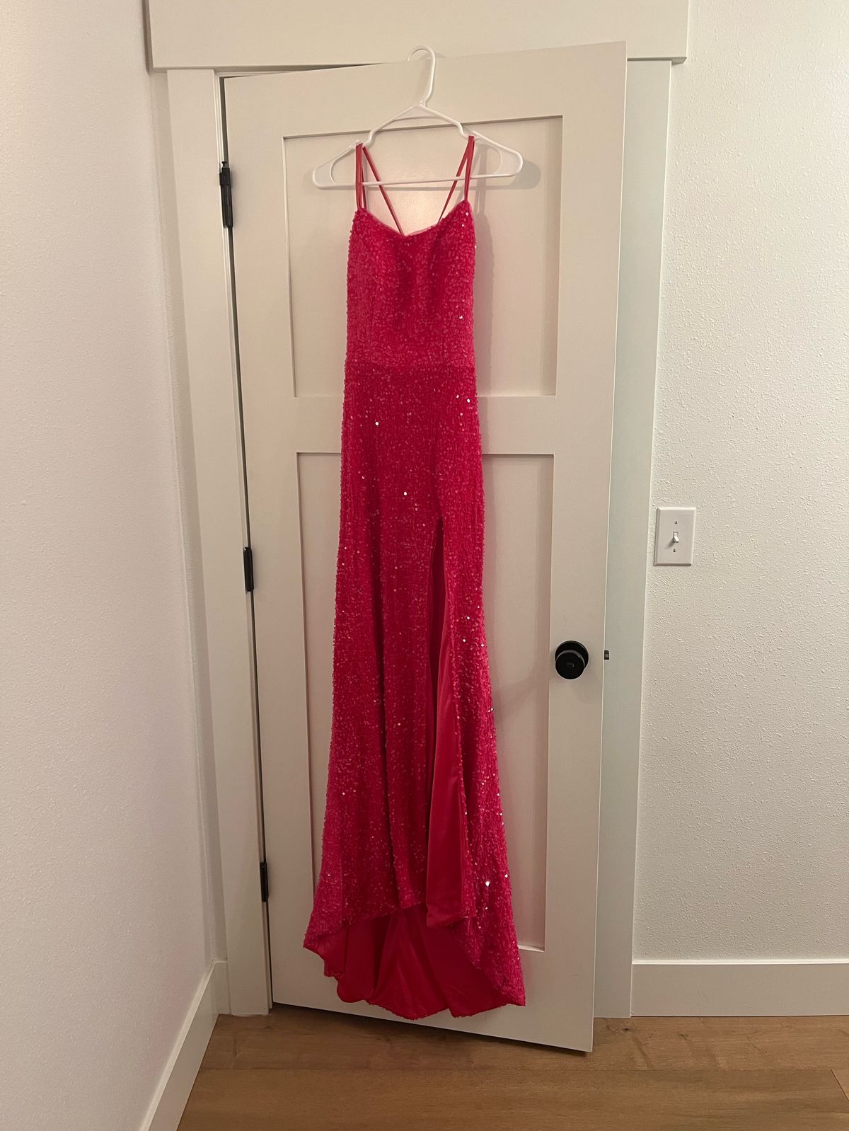 Size 2 Prom Hot Pink Side Slit Dress on Queenly