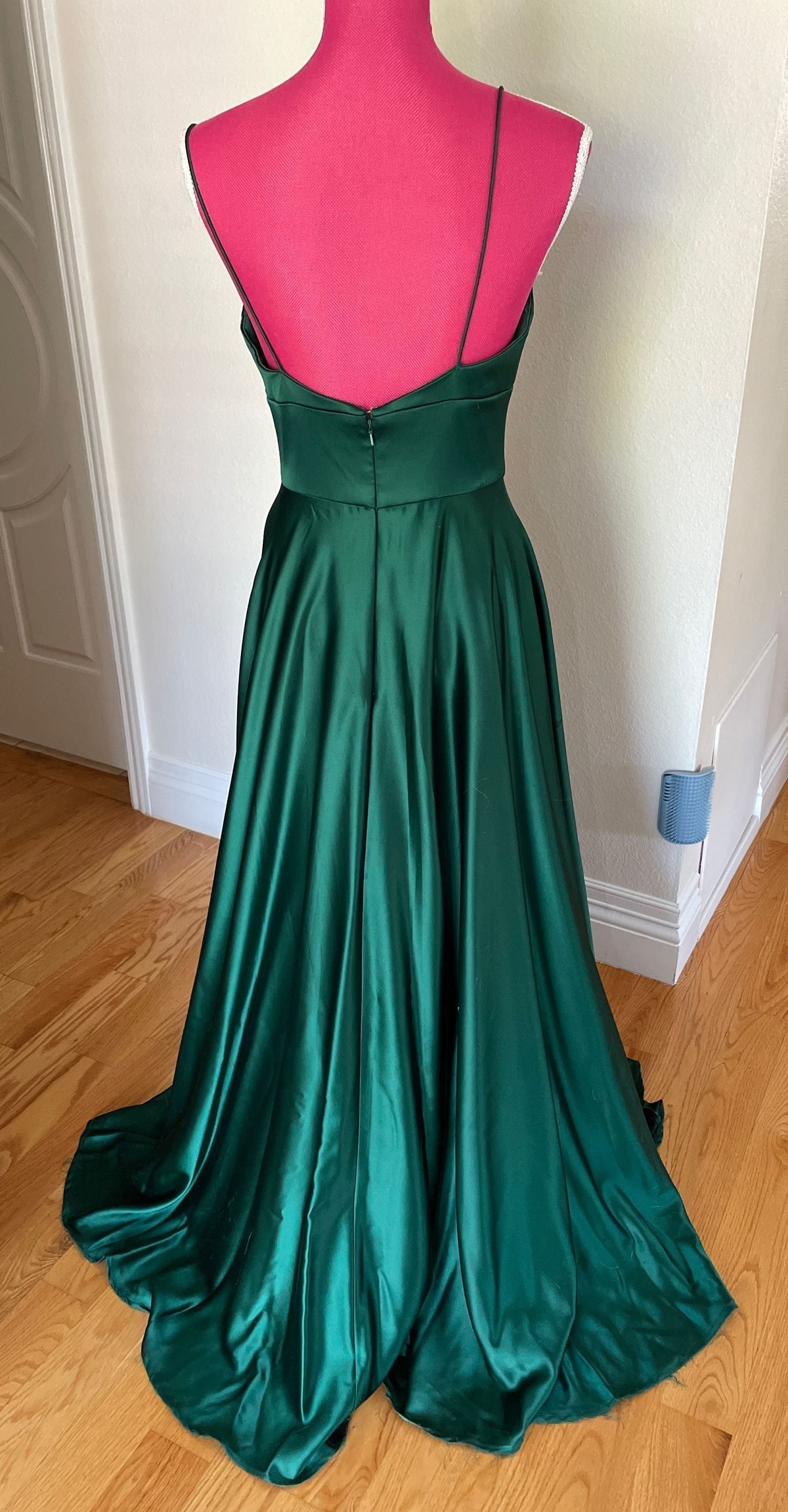 Cinderella Divine Size 8 Prom Green A-line Dress on Queenly