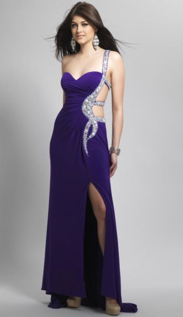 Dave and Johnny Size 10 Prom Purple A-line Dress on Queenly