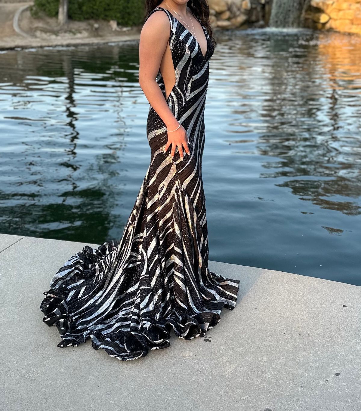 Jovani Size 4 Prom Black Mermaid Dress on Queenly