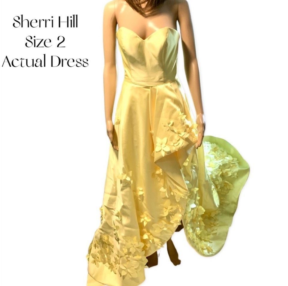 Sherri Hill Size 2 Prom Satin Yellow Ball Gown on Queenly
