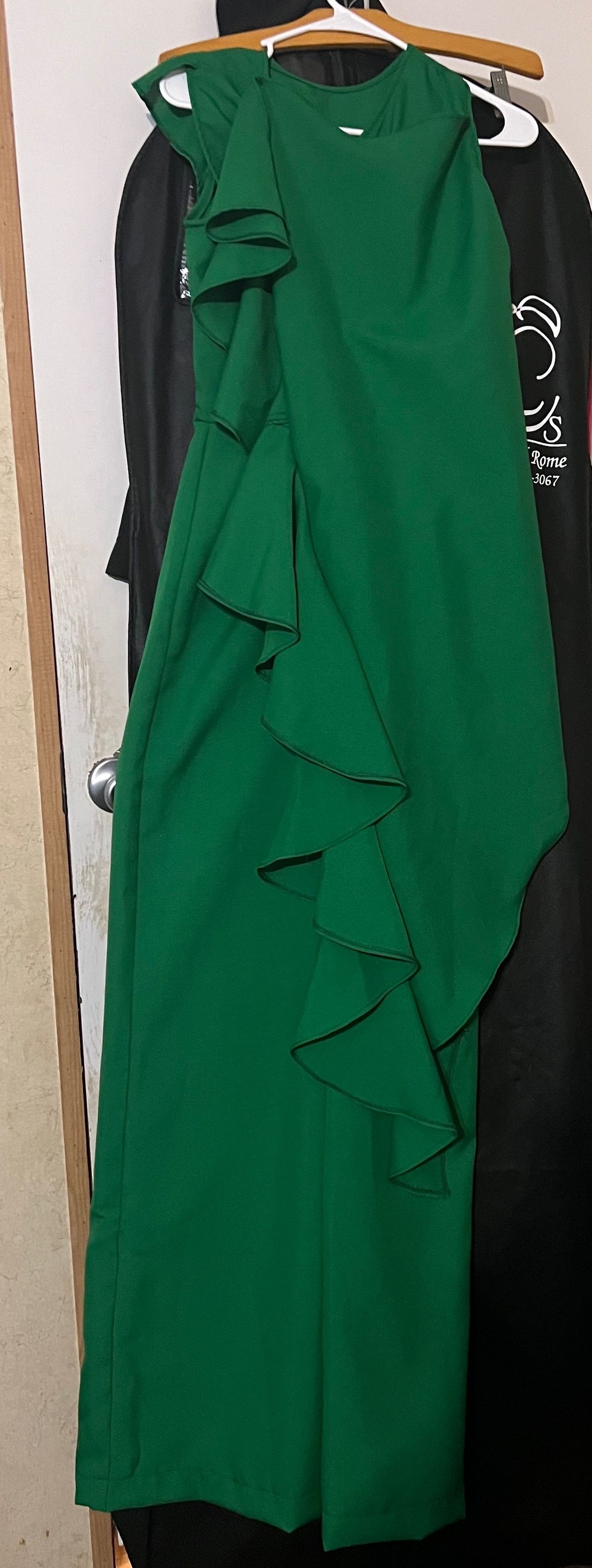 Size 6 Prom Green Formal Jumpsuit on Queenly