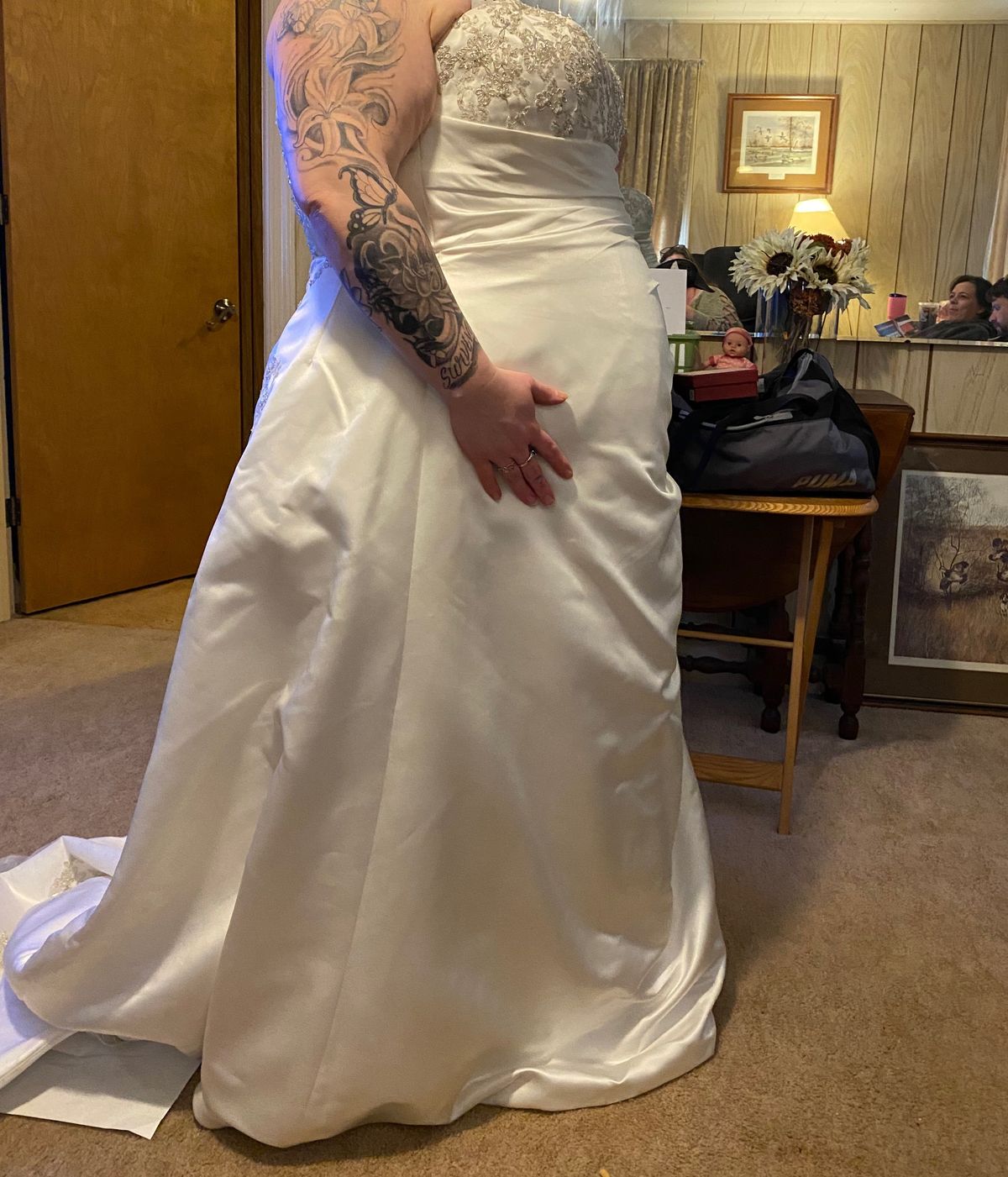 Plus Size 26 Wedding White Ball Gown on Queenly
