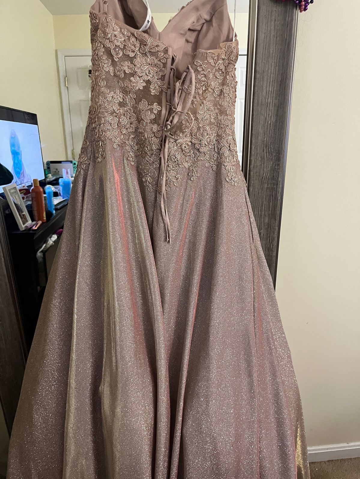David's Bridal Size 0 Prom Nude Dress With Train on Queenly