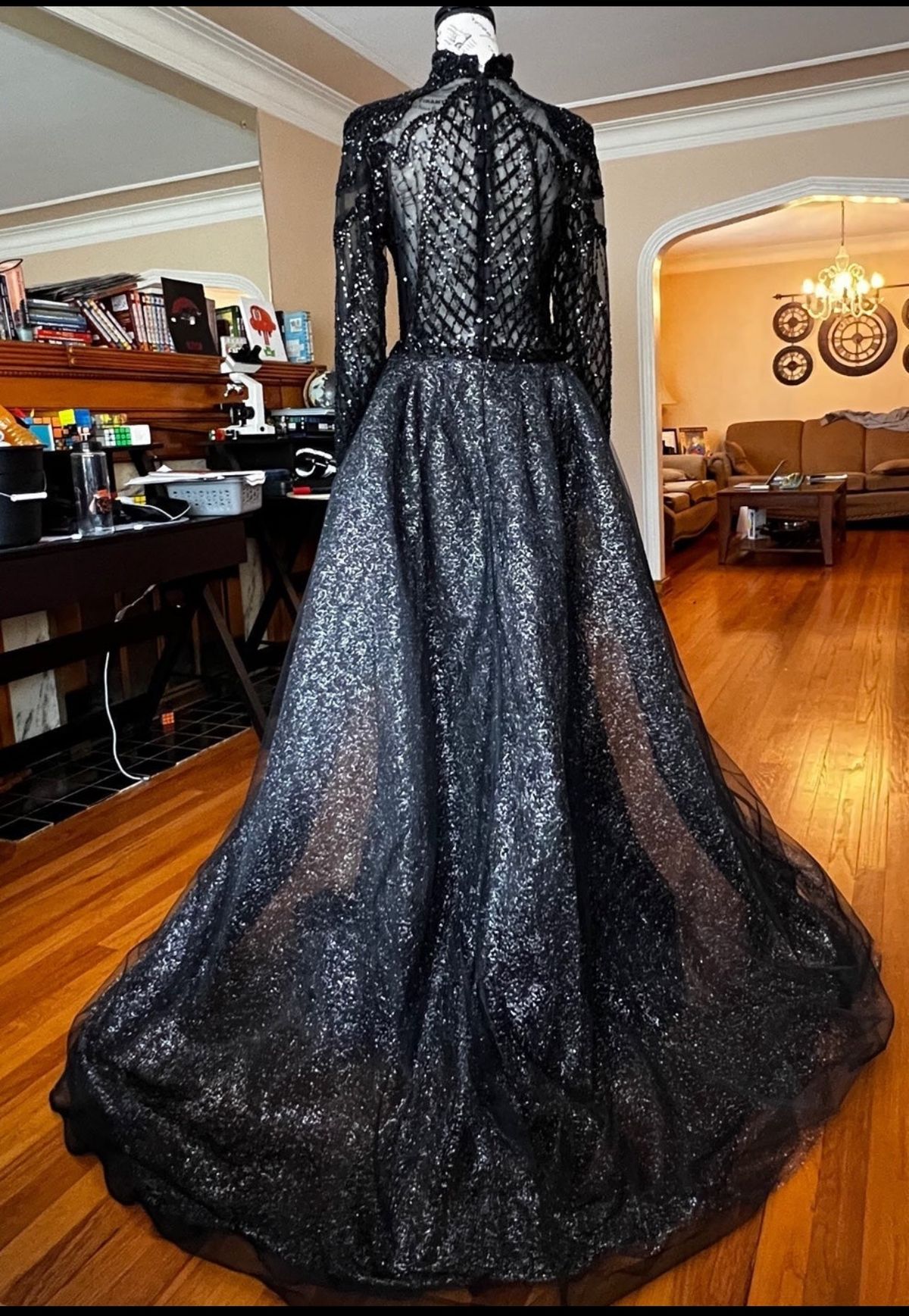 Size 10 Prom Long Sleeve Sequined Black Ball Gown on Queenly