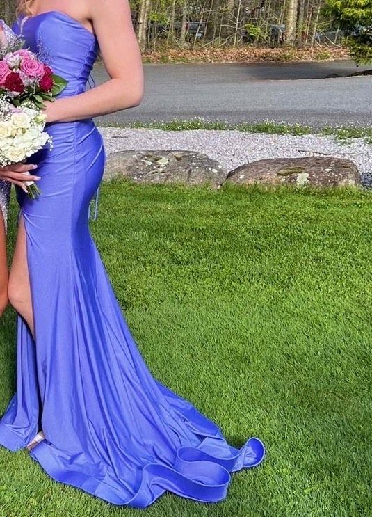 Size 2 Prom Strapless Light Purple Dress With Train on Queenly